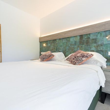 Hostal Restaurante Pou Des Lleo Làng Sant Carles de Paralta Ngoại thất bức ảnh